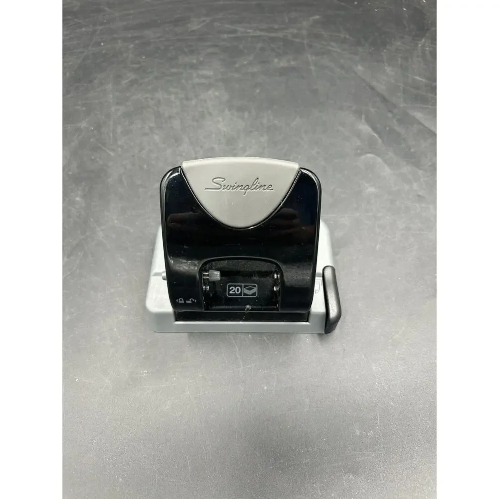 Swingline SmartTouch 2-Hole Punch, Reduced Effort - 20 Sheet Capacity (A7074135)